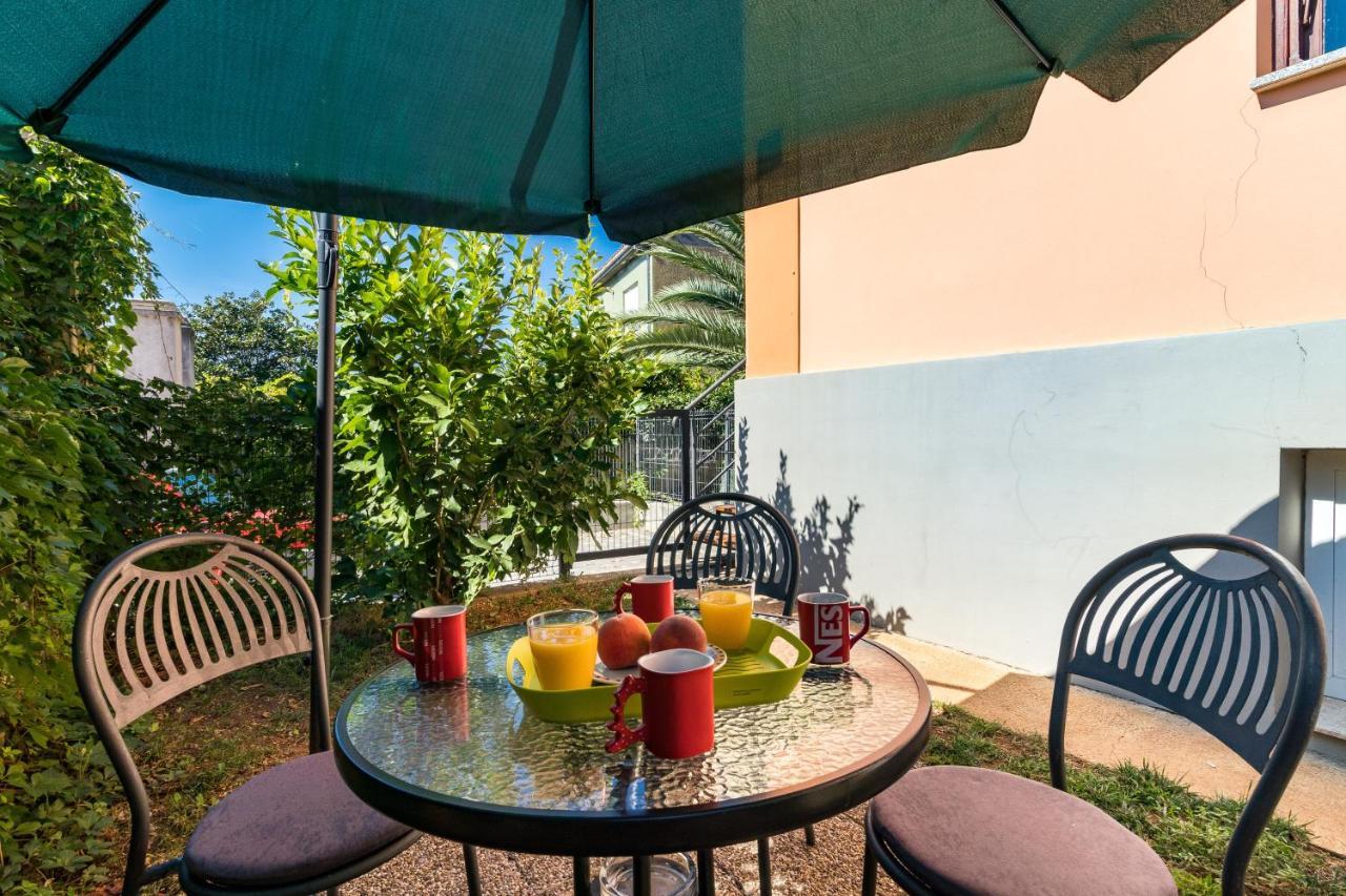 Apartment Villa Lora Pula Eksteriør billede